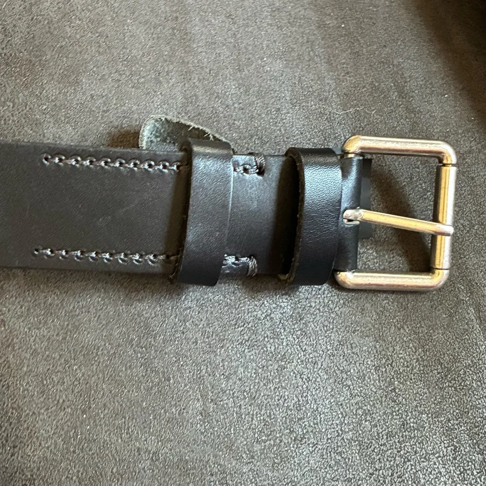 NWOT. Zara Man Black Leather Belt with Metal Buckle and belt loops. Size 34.